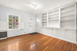 1005 S Carolina Ave SE in Washington, DC - Foto de edificio - Building Photo