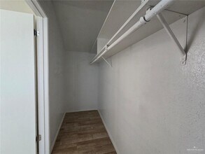 3300 N 25th St in McAllen, TX - Building Photo - Building Photo