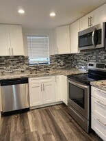 2460 DC Country Club Boulevard in Deerfield Beach, FL - Building Photo