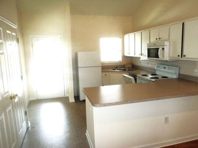 232 Eucalyptus Ln in Wilmington, NC - Building Photo - Building Photo