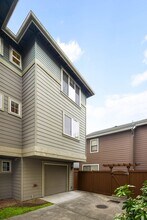 3424 34th Ave W in Seattle, WA - Building Photo - Building Photo