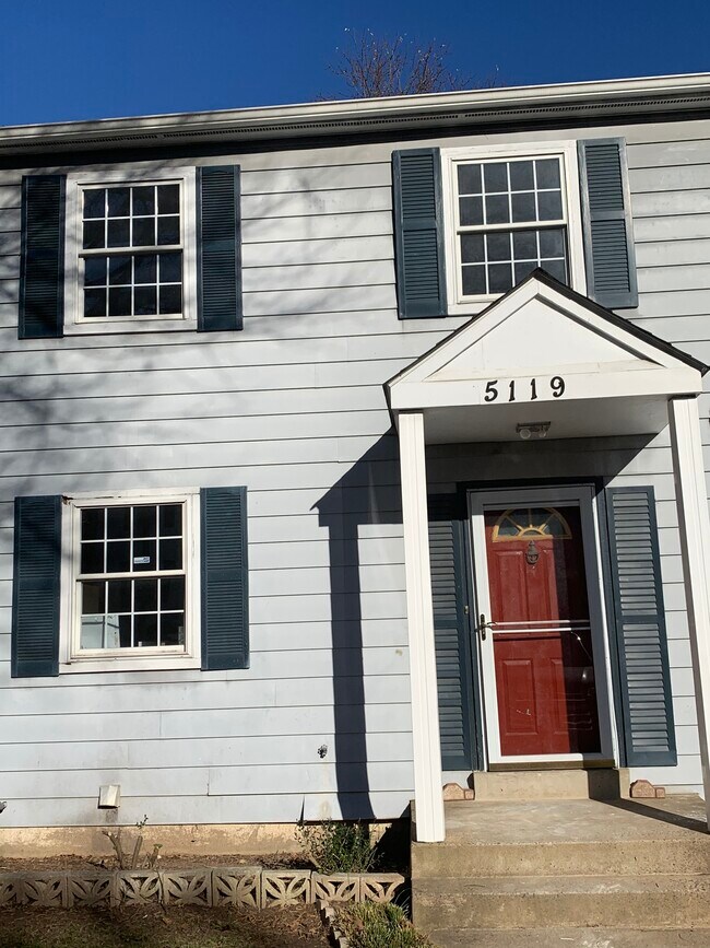 5119 Harford Ln Rentals in Burke, VA