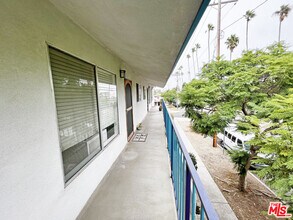 534 Santa Clara Ave in Los Angeles, CA - Building Photo - Building Photo