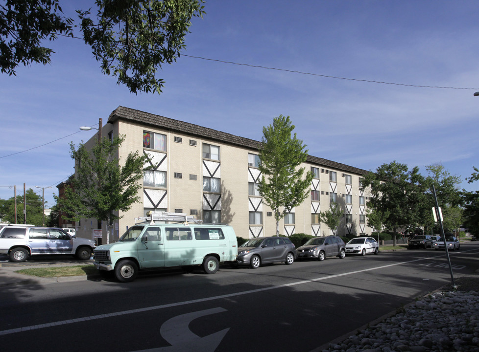 Corona Residences in Denver, CO - Building Photo