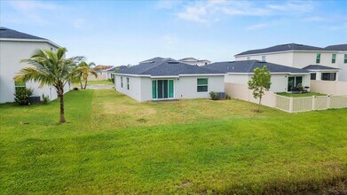 1338 Colebrook Cir SW in Palm Bay, FL - Building Photo - Building Photo