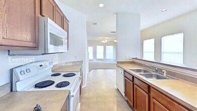 2226 Hidden Meadow in New Braunfels, TX - Building Photo - Building Photo