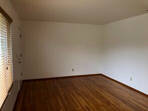 4101 Newell Street in Sacramento, CA - Foto de edificio - Building Photo