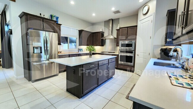 6513 E Rose Marie Ln in Phoenix, AZ - Building Photo - Building Photo
