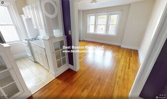 11 Gray St, Unit 12 in Cambridge, MA - Building Photo