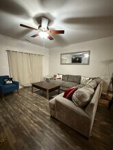 161 Buchanan Ln in Clayton, NC - Foto de edificio - Building Photo