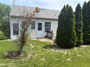 21 Newbury Row in Manchester Township, NJ - Building Photo - Building Photo