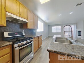 1895 Bramblewood Dr in Fairfield, CA - Building Photo - Building Photo