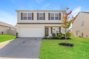 415 Pollyanna Dr in Greenville, SC - Building Photo