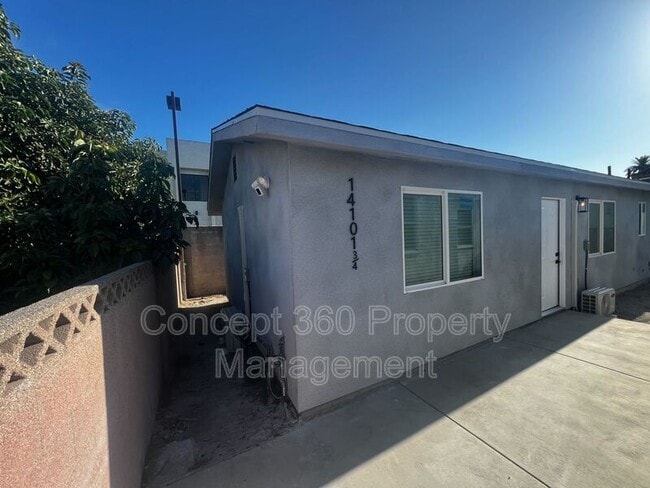 property at 14101-14104 Anderson Pl