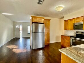 1732 Bellemeade Dr in Clearwater, FL - Building Photo - Building Photo