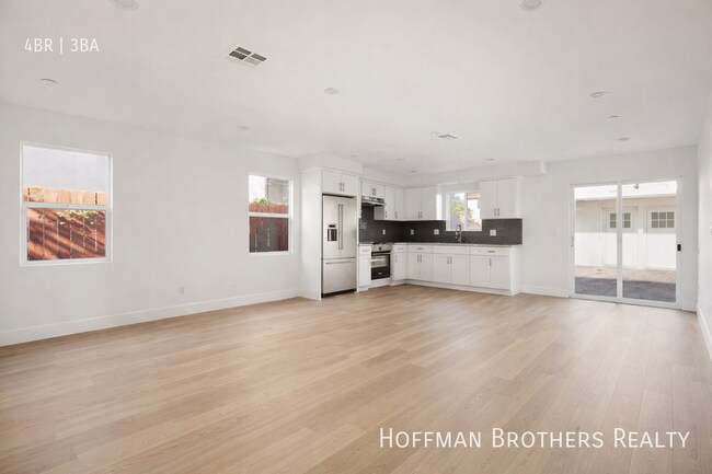 647 W 97th St in Los Angeles, CA - Building Photo - Building Photo