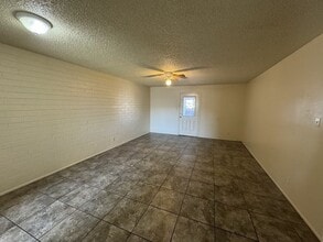 7133 W Pierson St in Phoenix, AZ - Building Photo - Building Photo