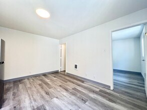 38 Williams Ave in San Francisco, CA - Building Photo - Building Photo