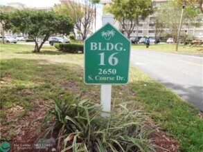 2650 S Course Dr in Pompano Beach, FL - Building Photo - Building Photo