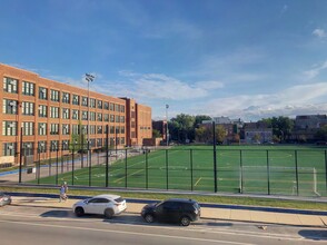 1642 W Augusta Blvd, Unit 2F in Chicago, IL - Building Photo - Building Photo
