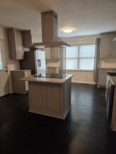 408 Clifton St in Madison, NC - Building Photo - Building Photo