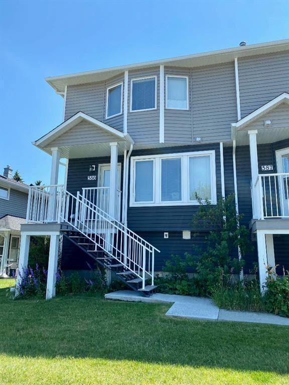 property at 586 Regal Pk NE