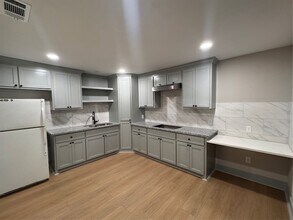 906 Llano St, Unit 17250 W. Sunset Blvd #108 in Pasadena, TX - Building Photo - Building Photo