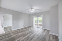 Faris Residences Moncks Corner in Moncks Corner, SC - Building Photo - Interior Photo