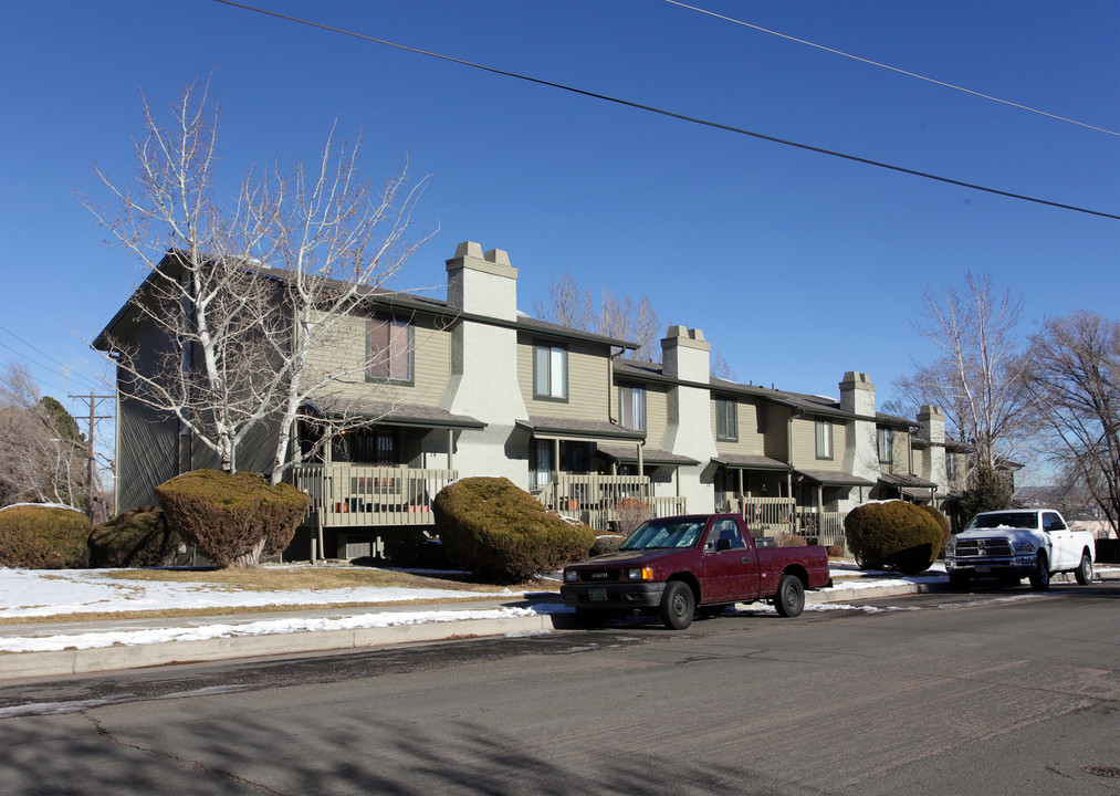 2101-2139 Mt Washington Ave in Colorado Springs, CO - Building Photo