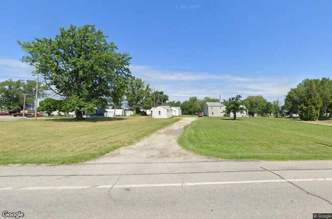 property at 5014 W Erie Ave