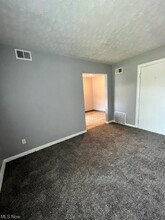 1834 Mahoning Ave NW-Unit -5 in Warren, OH - Building Photo - Building Photo