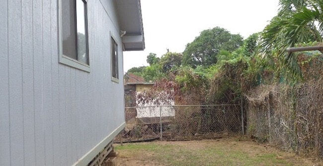 84-871 Hanalei St in Waianae, HI - Foto de edificio - Building Photo