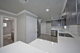 1414 E 34th St in Houston, TX - Building Photo - Building Photo