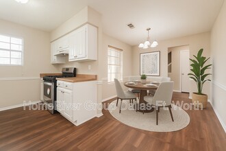 5100 Edgewater Dr in Rowlett, TX - Building Photo - Building Photo