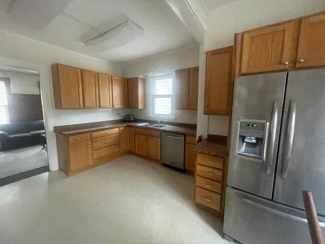 property at 215 Giles St