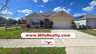 3358 Summerdale Way in Kissimmee, FL - Building Photo