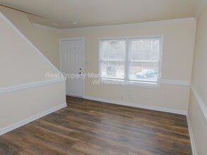 2405 E Florida St in Greensboro, NC - Building Photo - Building Photo