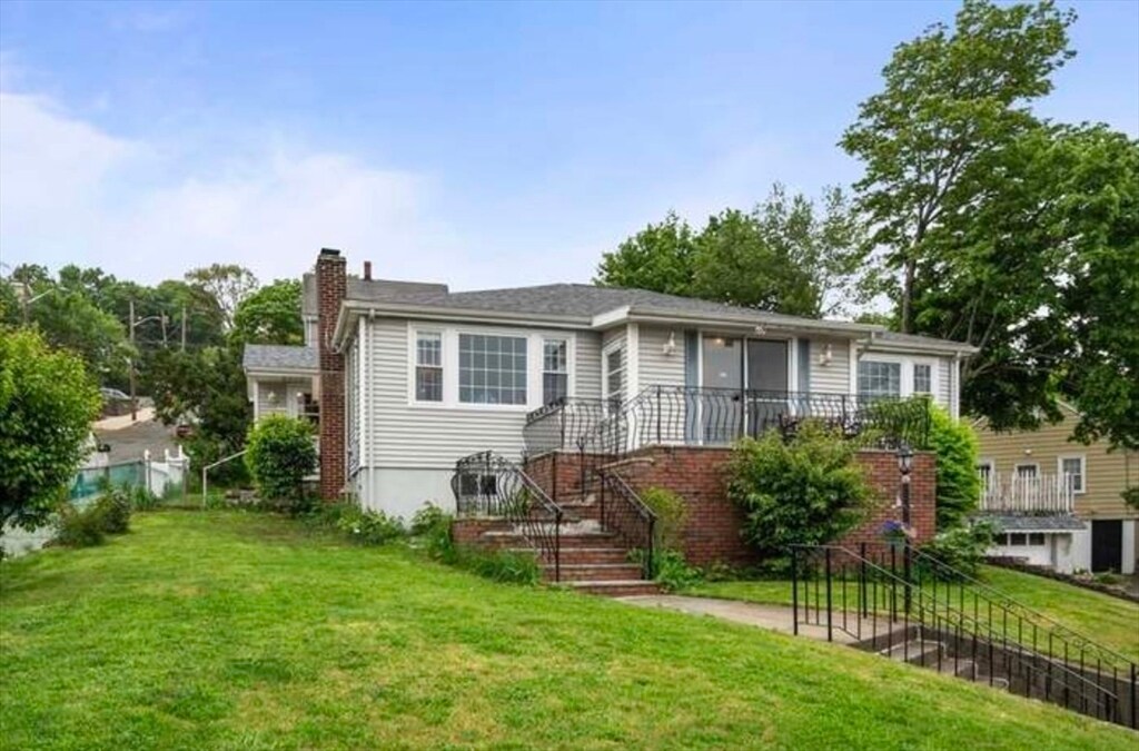 28 Elsie St in Everett, MA - Building Photo