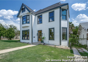 630 E Carson St in San Antonio, TX - Building Photo - Building Photo