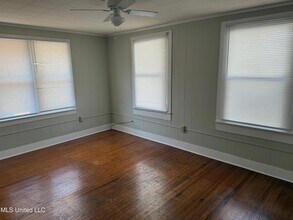 3518 Southward Dr, Unit 3 in Gulfport, MS - Foto de edificio - Building Photo