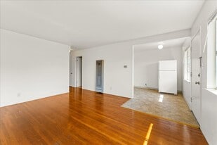 2329 Channing Way in Berkeley, CA - Building Photo