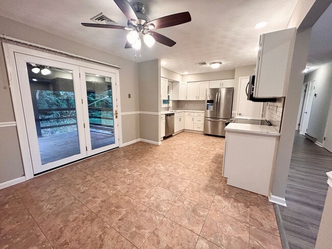 property at 60 N Conestoga Dr