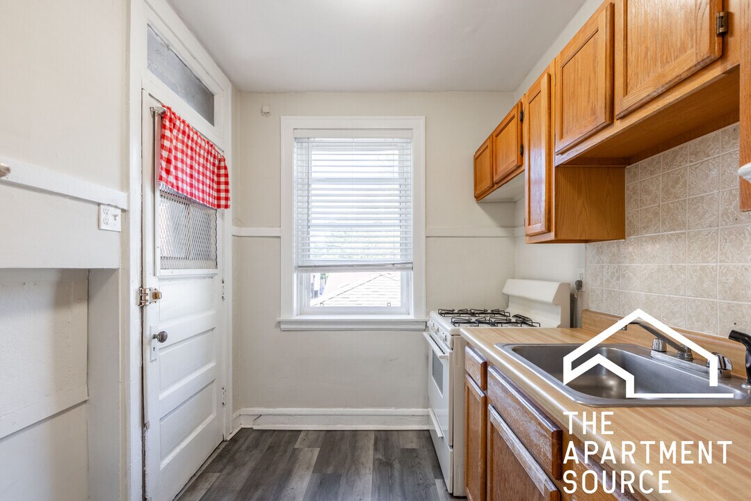 4220 N Clark St in Chicago, IL - Building Photo