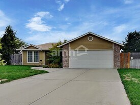 1745 W McGlinchey St in Meridian, ID - Building Photo