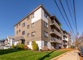 134 Summer St in Malden, MA - Building Photo