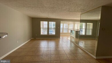 4915 Riders Ct in Owings Mills, MD - Building Photo - Building Photo