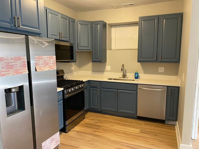 property at 7012 S Dorchester Ave