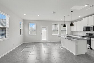 1528 Lakeline Oak Dr in Houston, TX - Building Photo - Building Photo