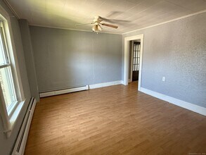12 Hillcrest Ave in Watertown, CT - Building Photo - Building Photo