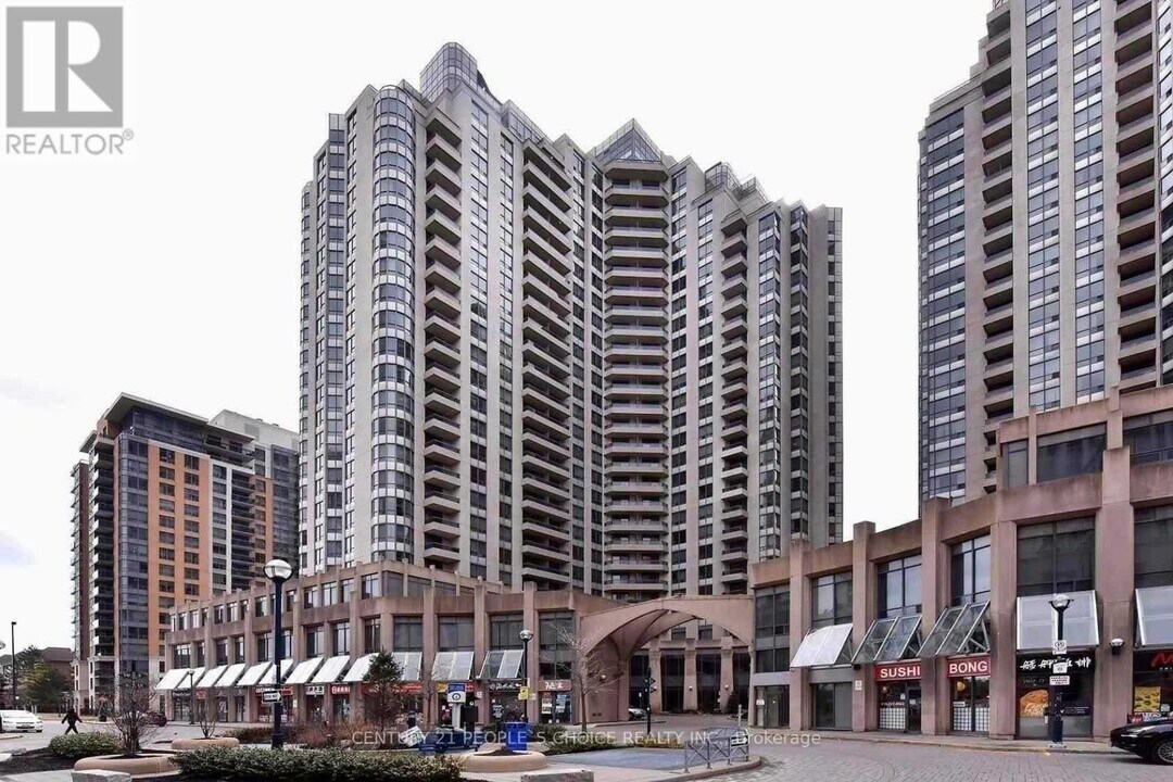 15-915 Northtown Way in Toronto, ON - Building Photo
